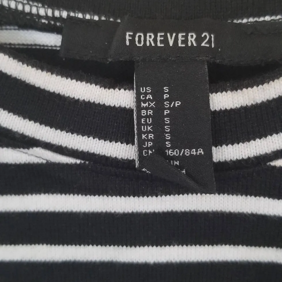 Forever 21 Shirt photo 3
