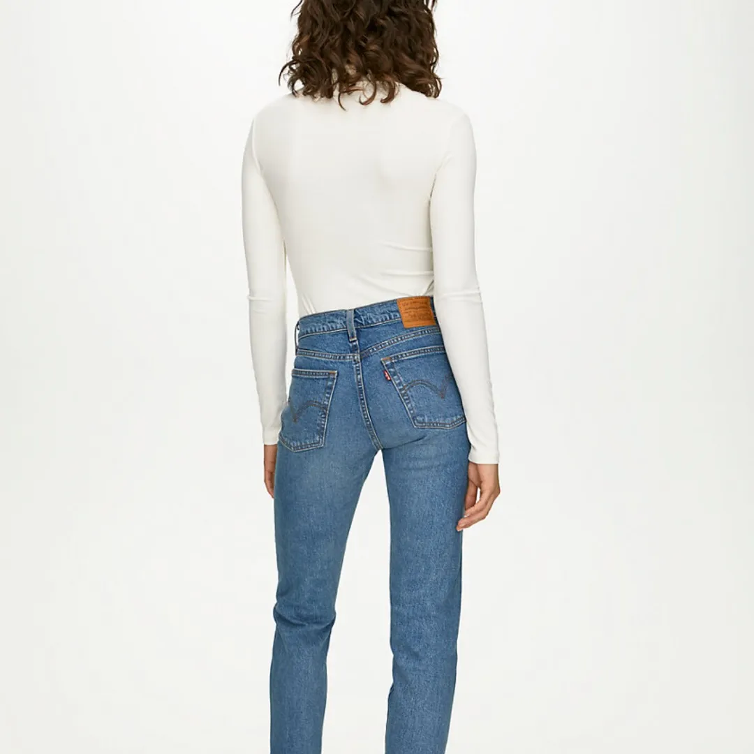 New With Tags: Aritzia Levi Wedgie Crop Jeans photo 4