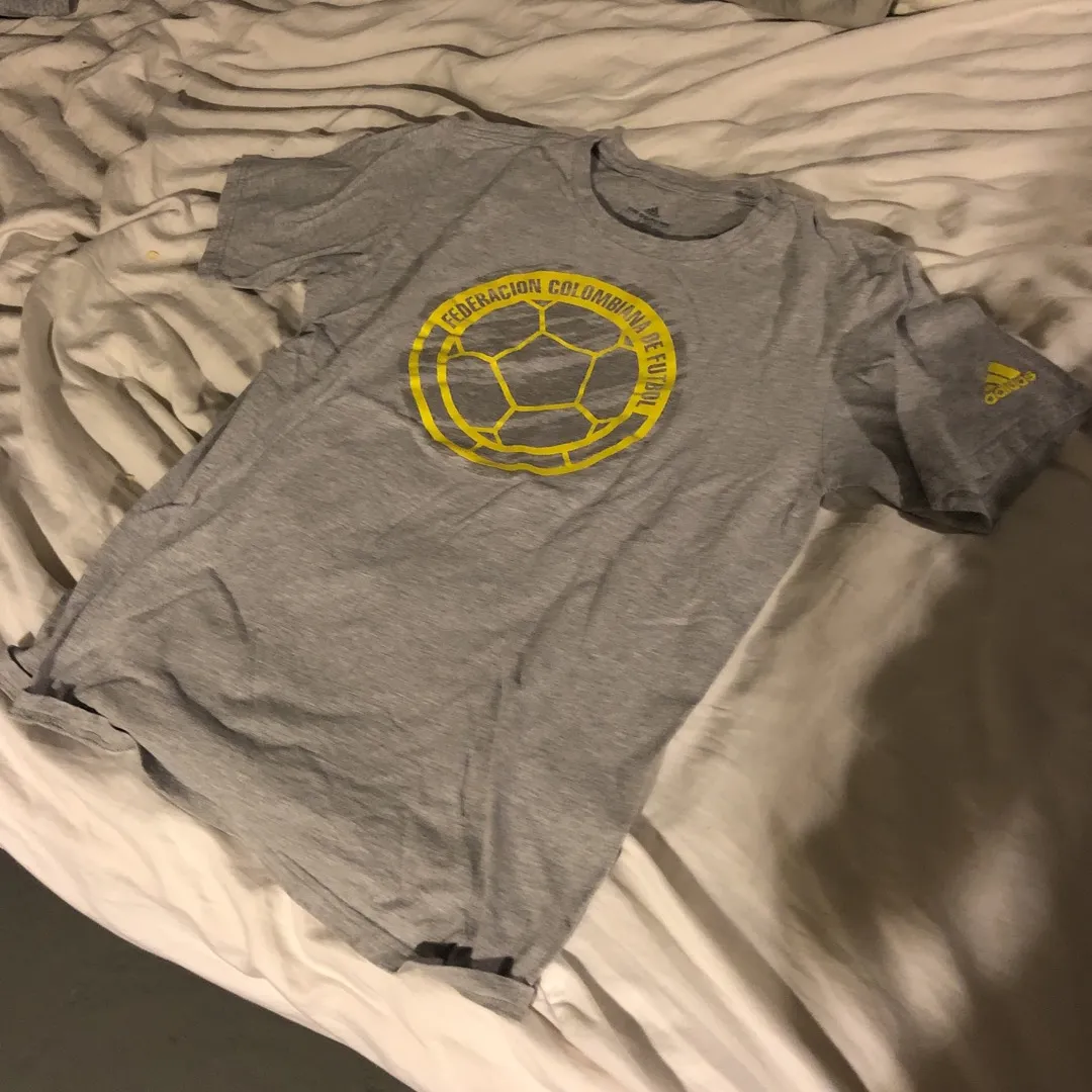 Colombia Soccer Shirt photo 1