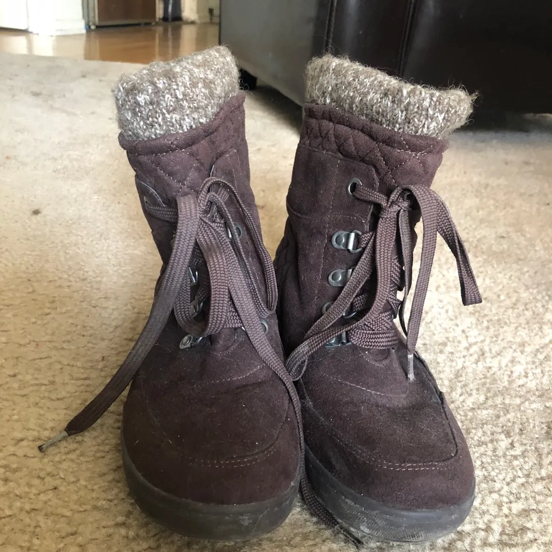 Fall Boots Size 7.5 photo 1