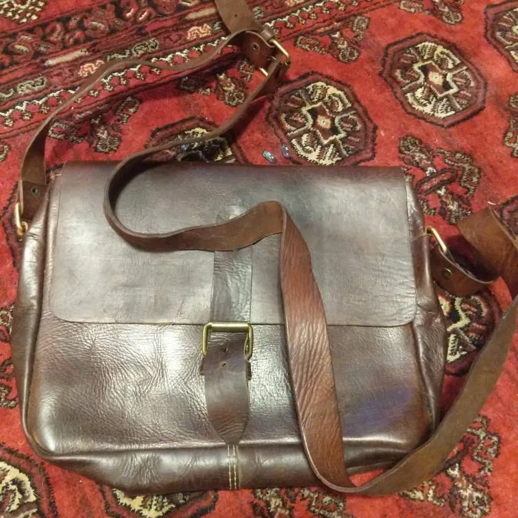 Brown Leather Cross Body Bag photo 1
