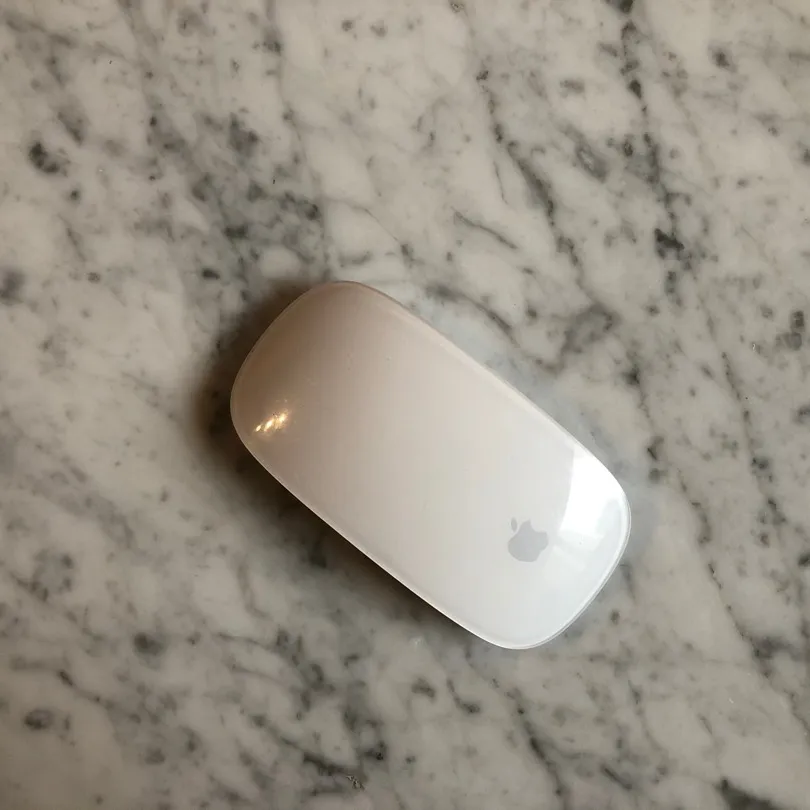 Apple Magic Mouse 2 photo 1