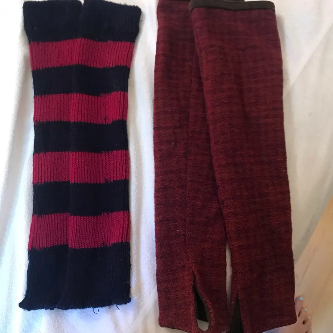 Two pairs of arm warmers photo 1