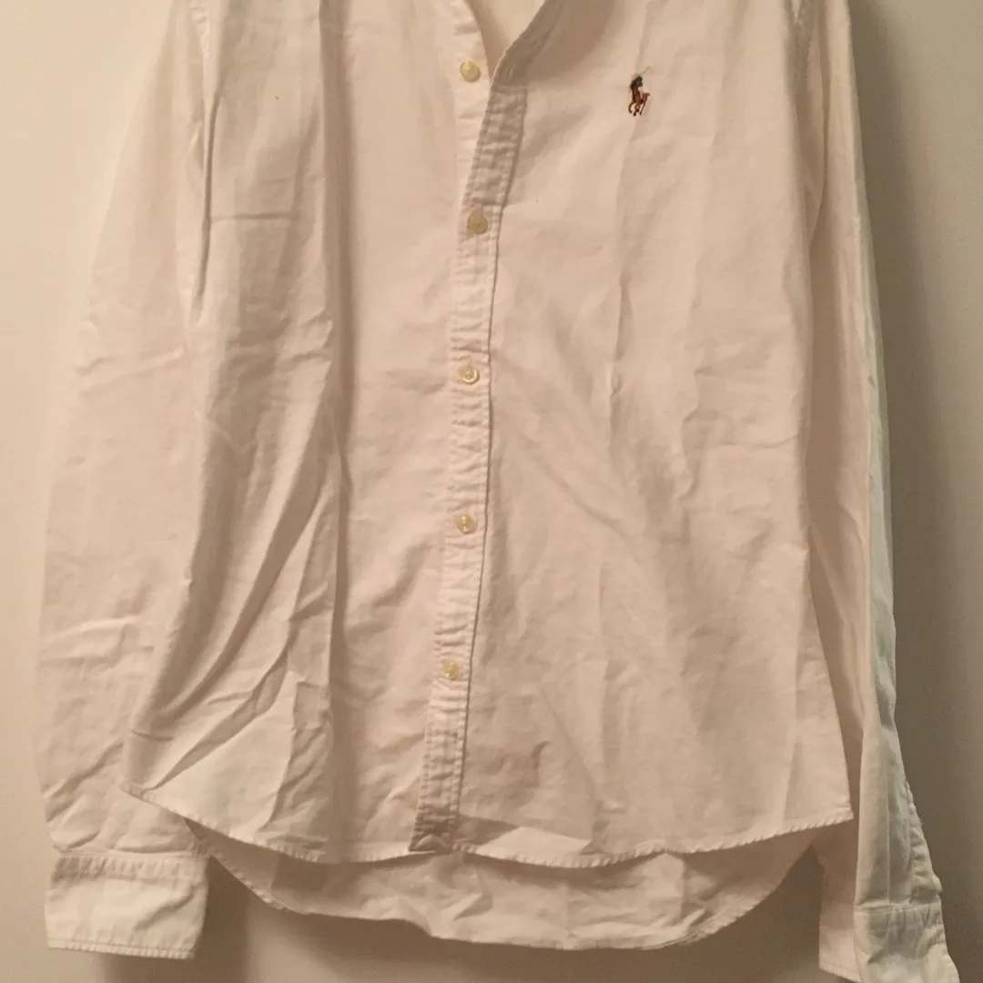 Women’s Size 6 - Ralph Lauren - White Cotton Button Up photo 1