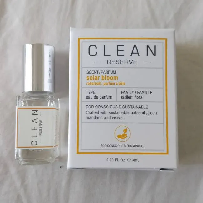 Clean Eau De Parfum In Solar Bloom 3ml BNIB photo 1