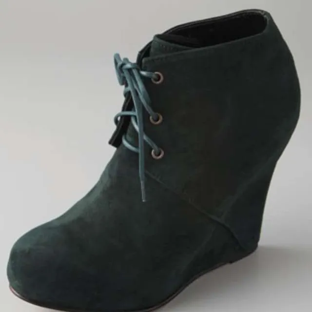 Open ceremony green suede wedges size 38 photo 1