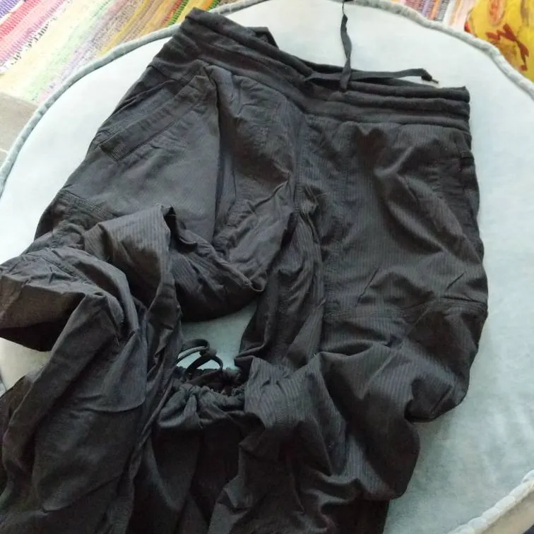 Black Lululemon Sweatpants - Size 6 photo 1
