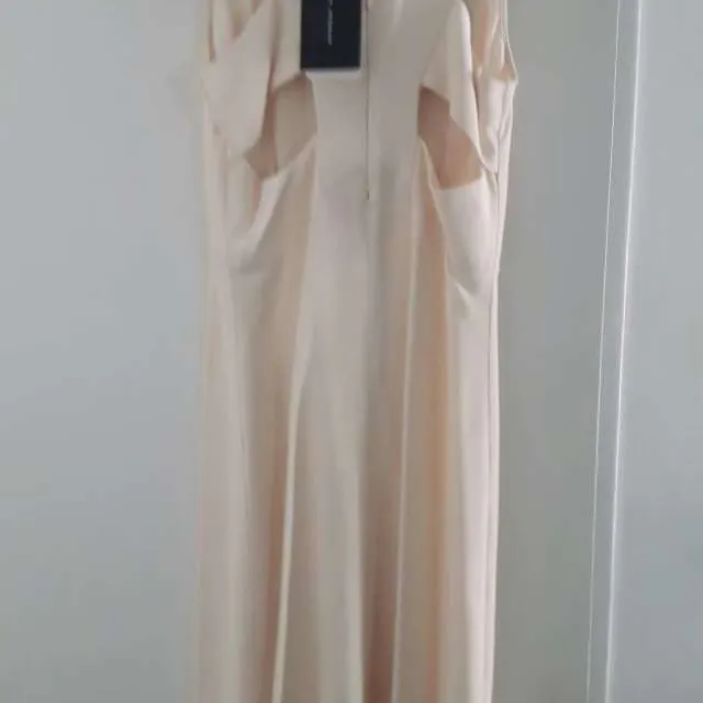 Beautiful Ivory Zara Dress BNWT Xs photo 3