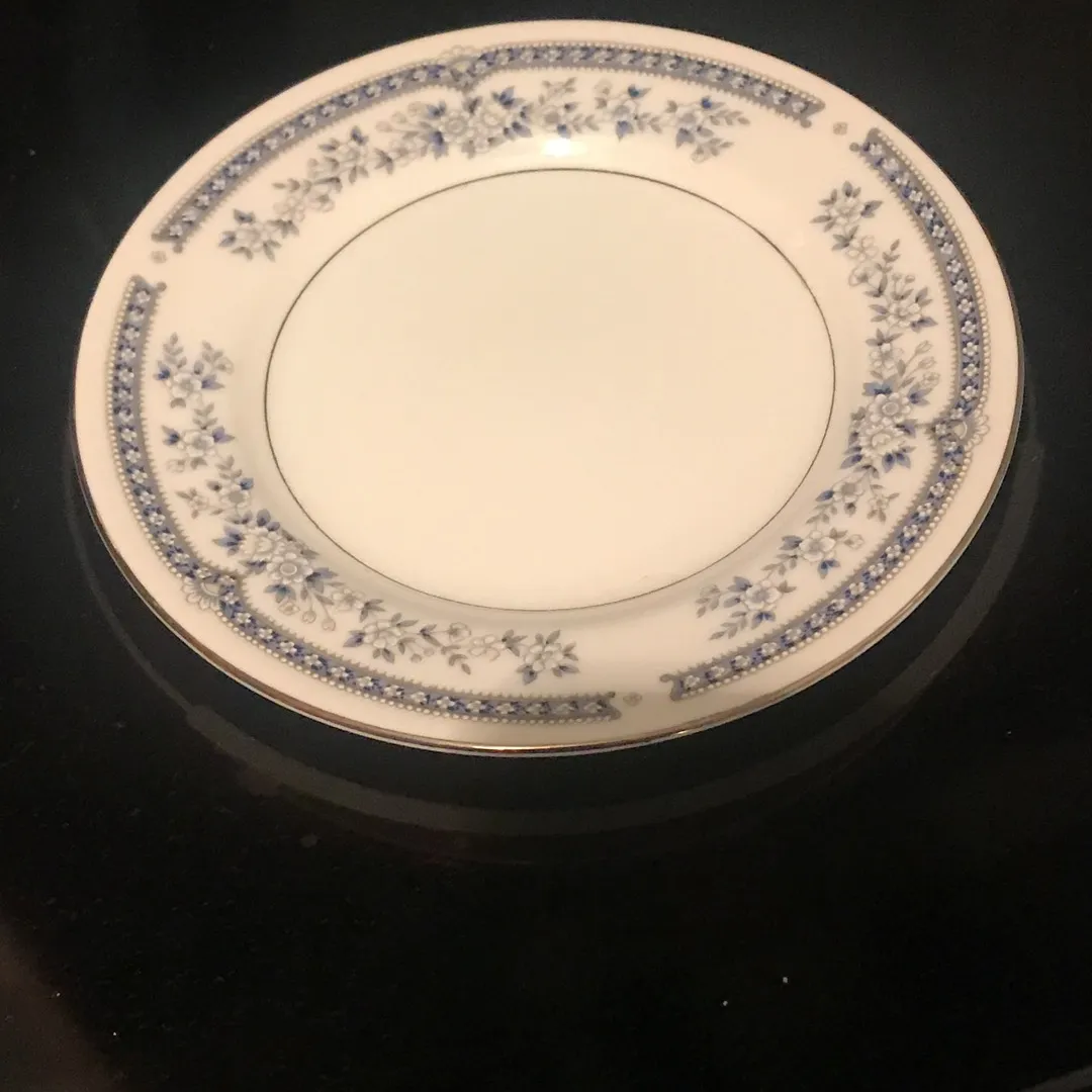 Made In Japan Le Marquis Fine China photo 1