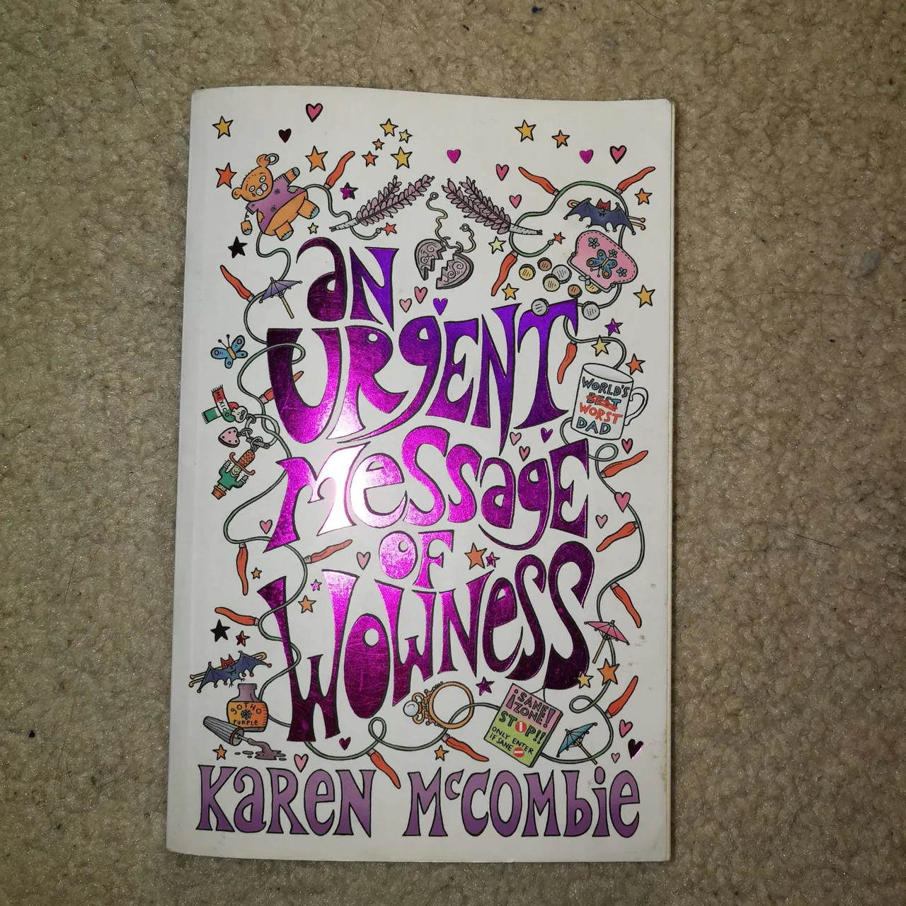 *FREE An Urgent Message of Wowness by Karen McCombie photo 3