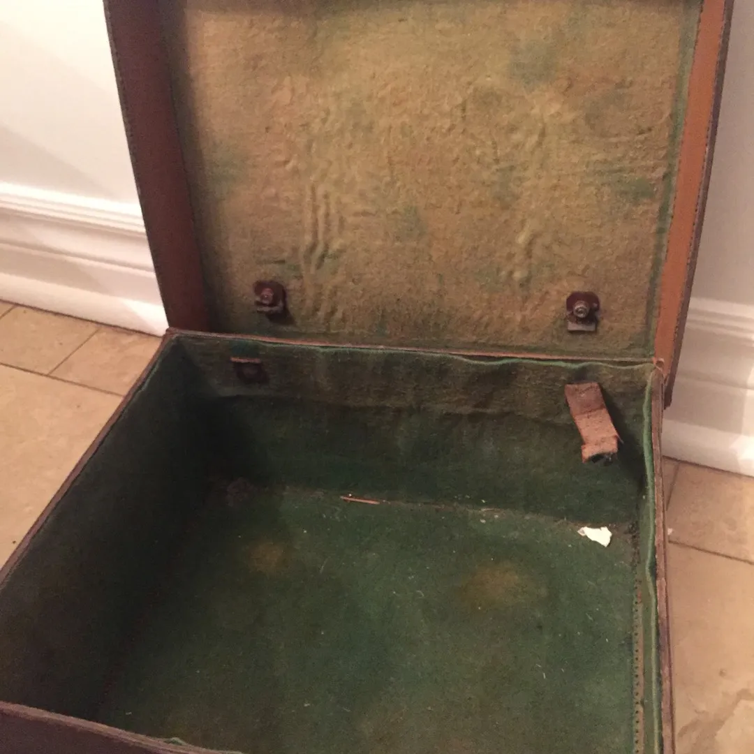 Antique Suitcase (1) photo 1