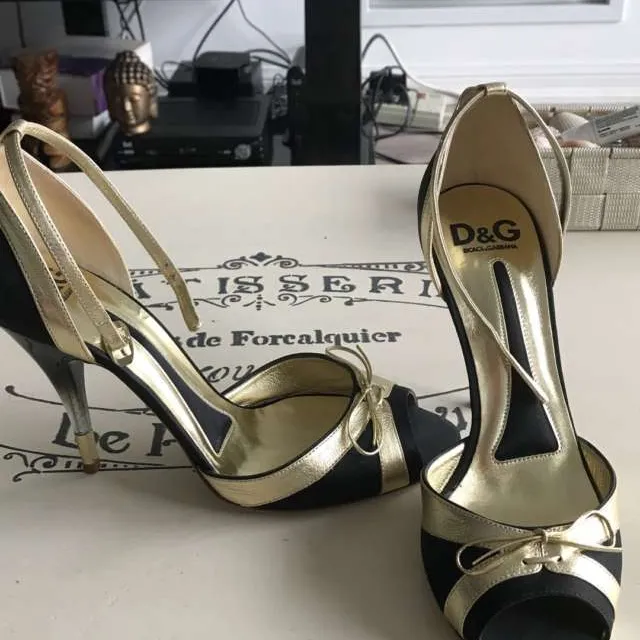Authentic D&G Gold And Black Heels, Size 38.5 photo 1