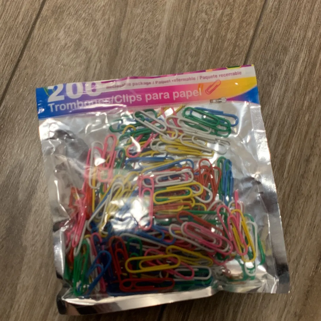 A Lot Of Paperclips photo 1