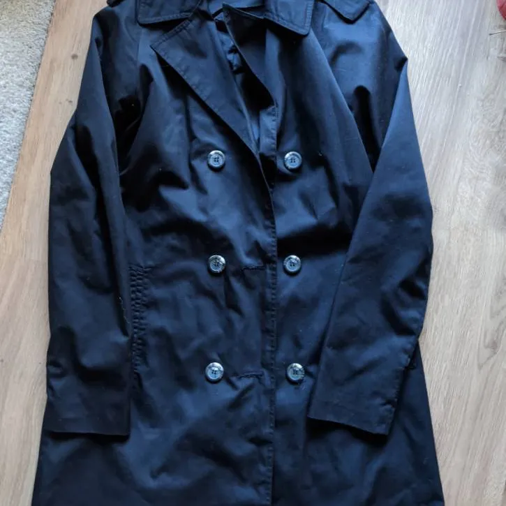 Trench coat, Small photo 1