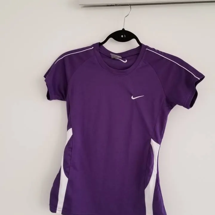 Nike Running Shirt photo 3
