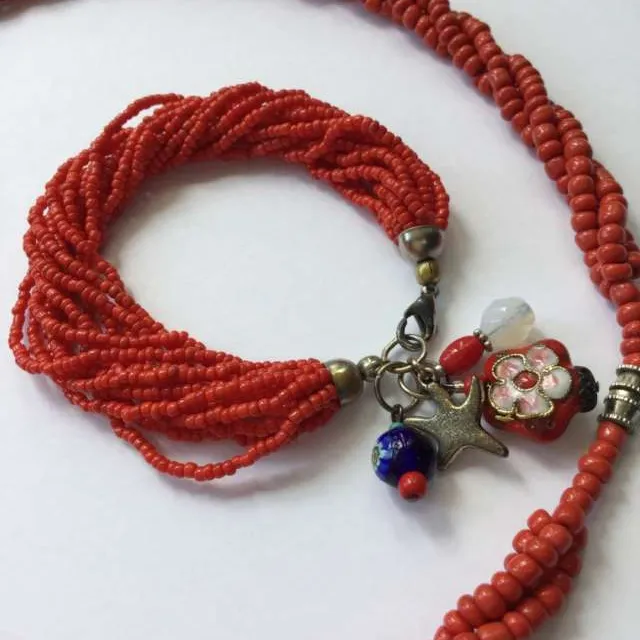 Red Necklace And Bracelet photo 4