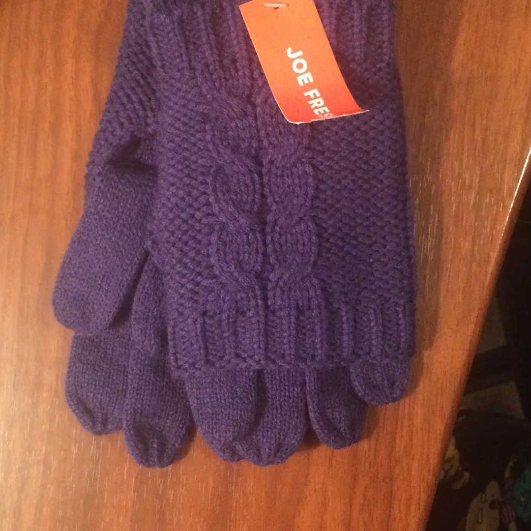 BNWT! Blue Gloves (Joe Fresh) photo 1