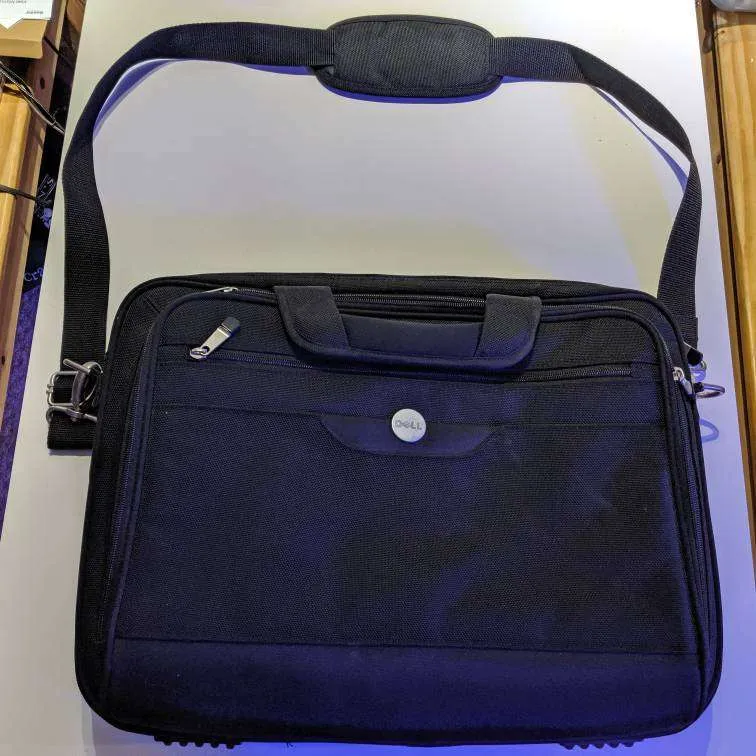 Dell Laptop Bag (LNC) photo 1