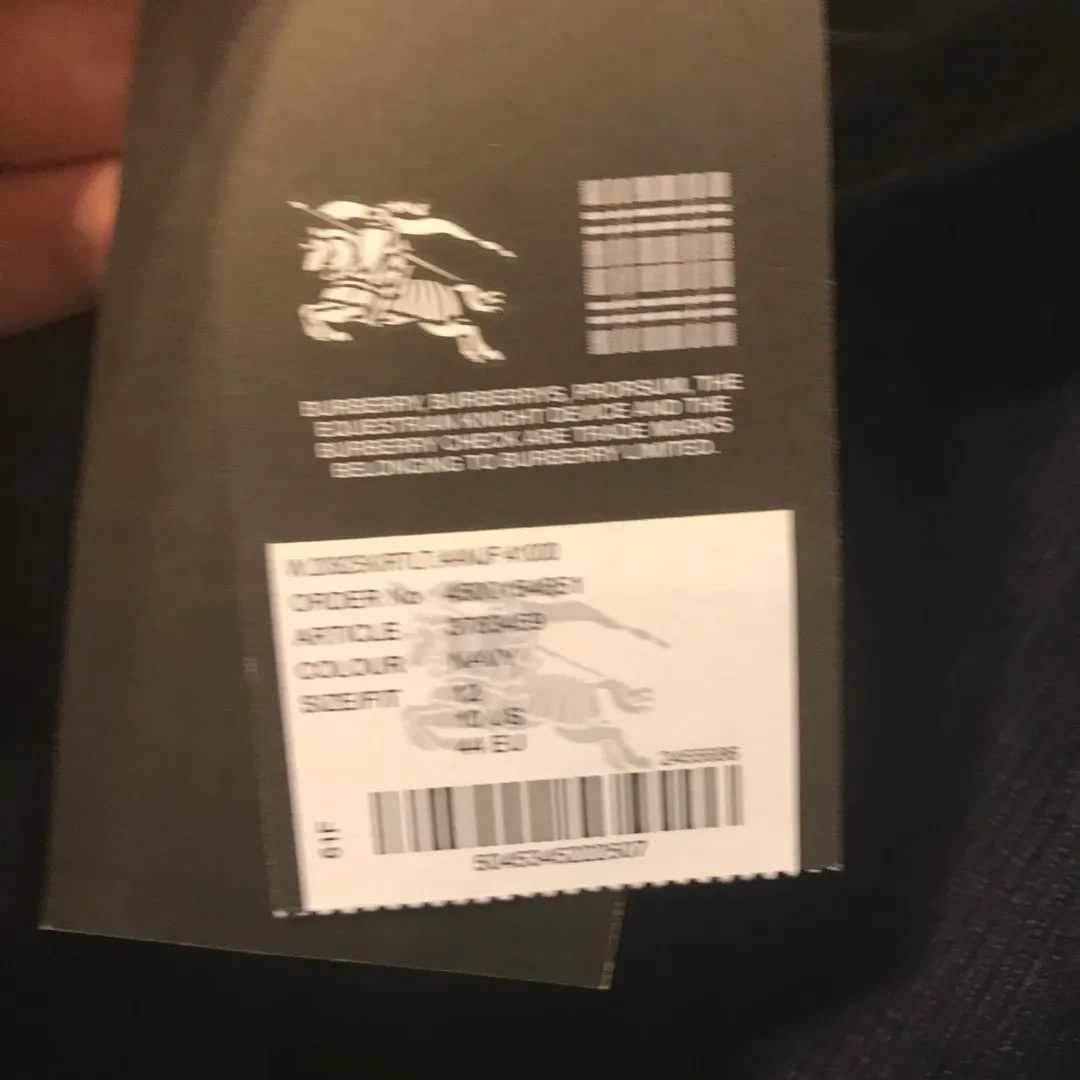 GENUINE Burberry Skirt (new with tags) photo 4