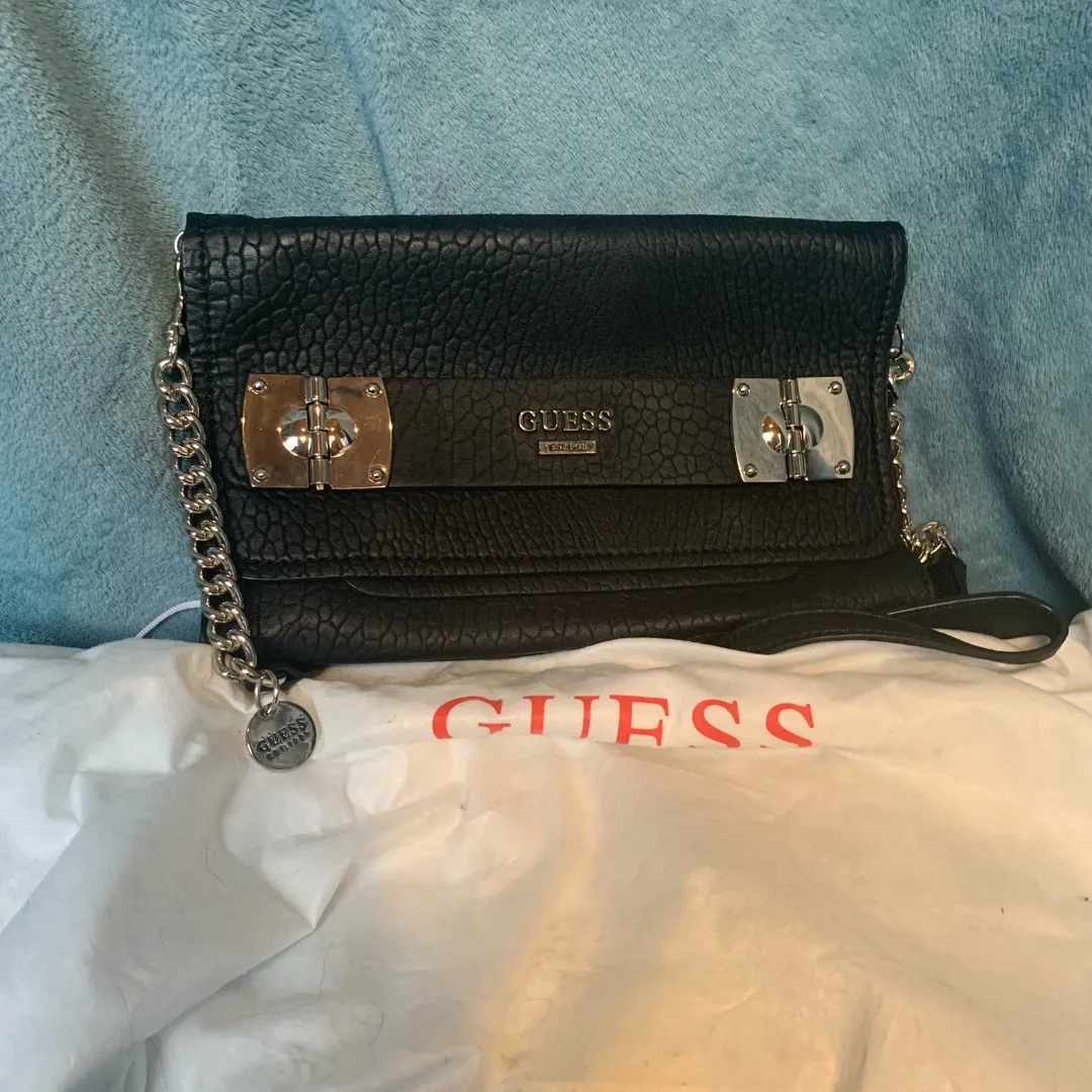 Brand New Never Used Guess Bag photo 1