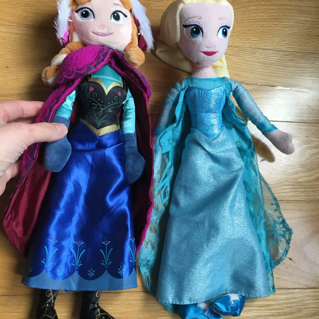 Elsa & Anna Stuffy Dolls photo 1
