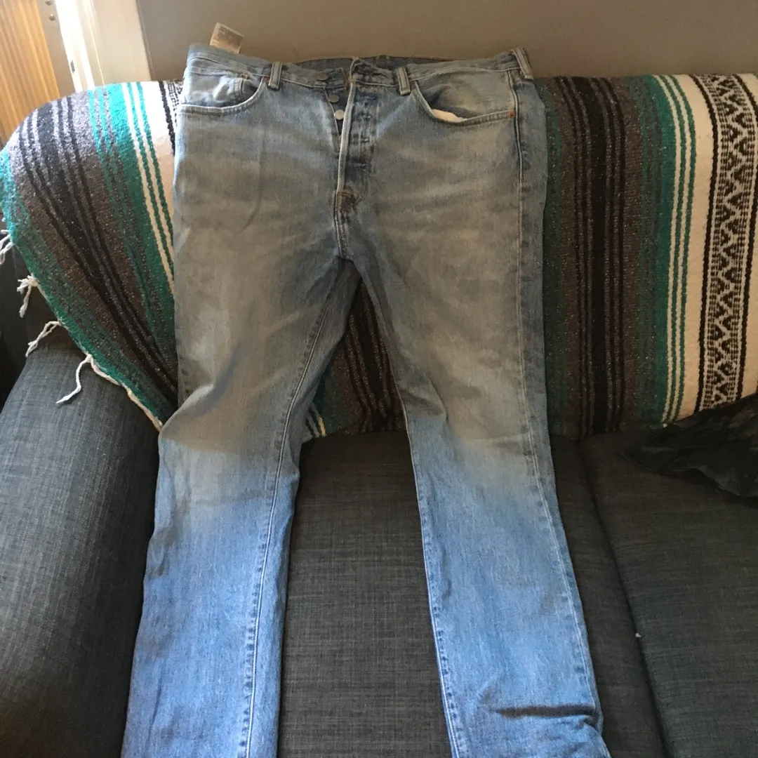 Men’s Levi’s Jeans For Trade photo 3