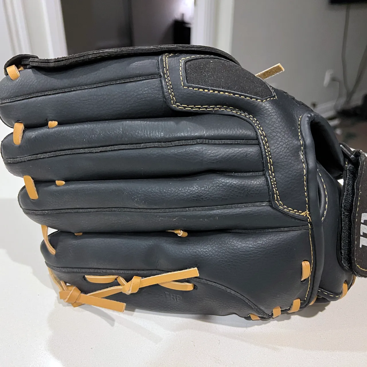 New Wilson Baseball Glove  photo 5