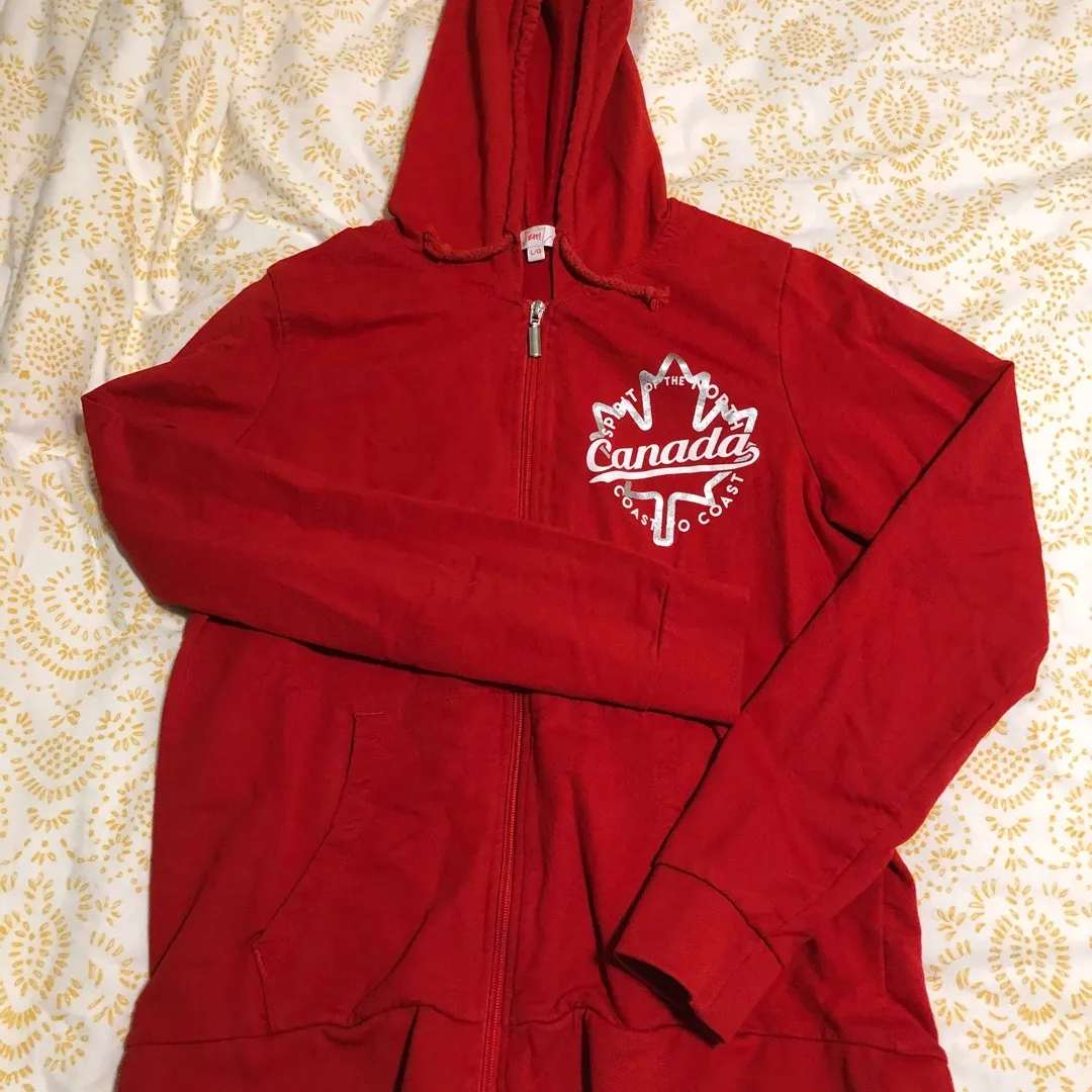 Canada 🇨🇦 Hoodie photo 1