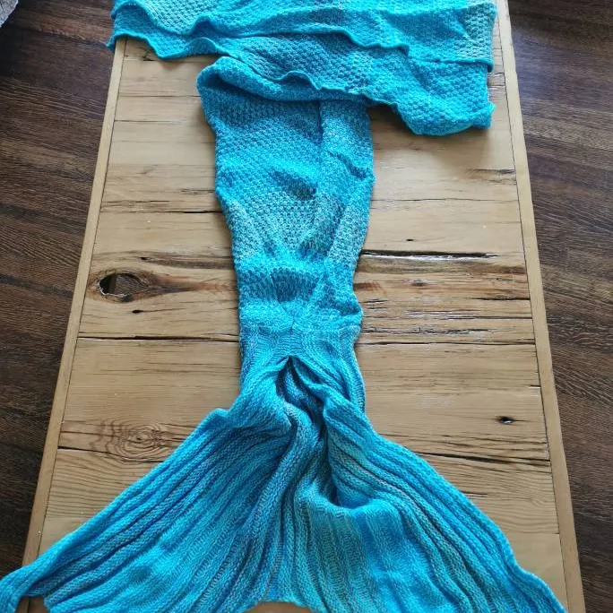 Stunning Mermaid Blanket photo 1