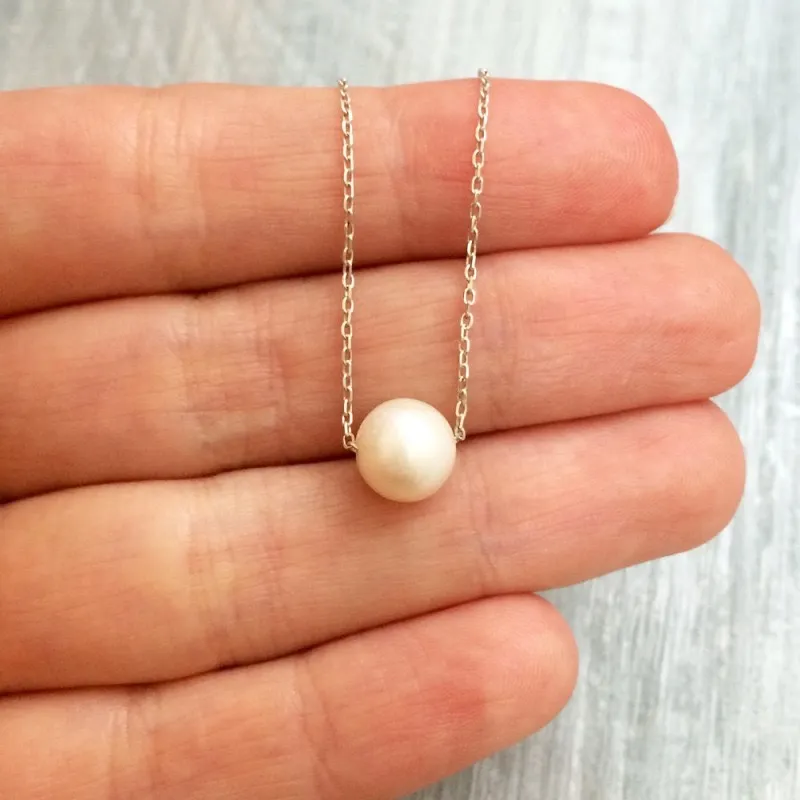 Freshwater Pearl Necklace photo 1