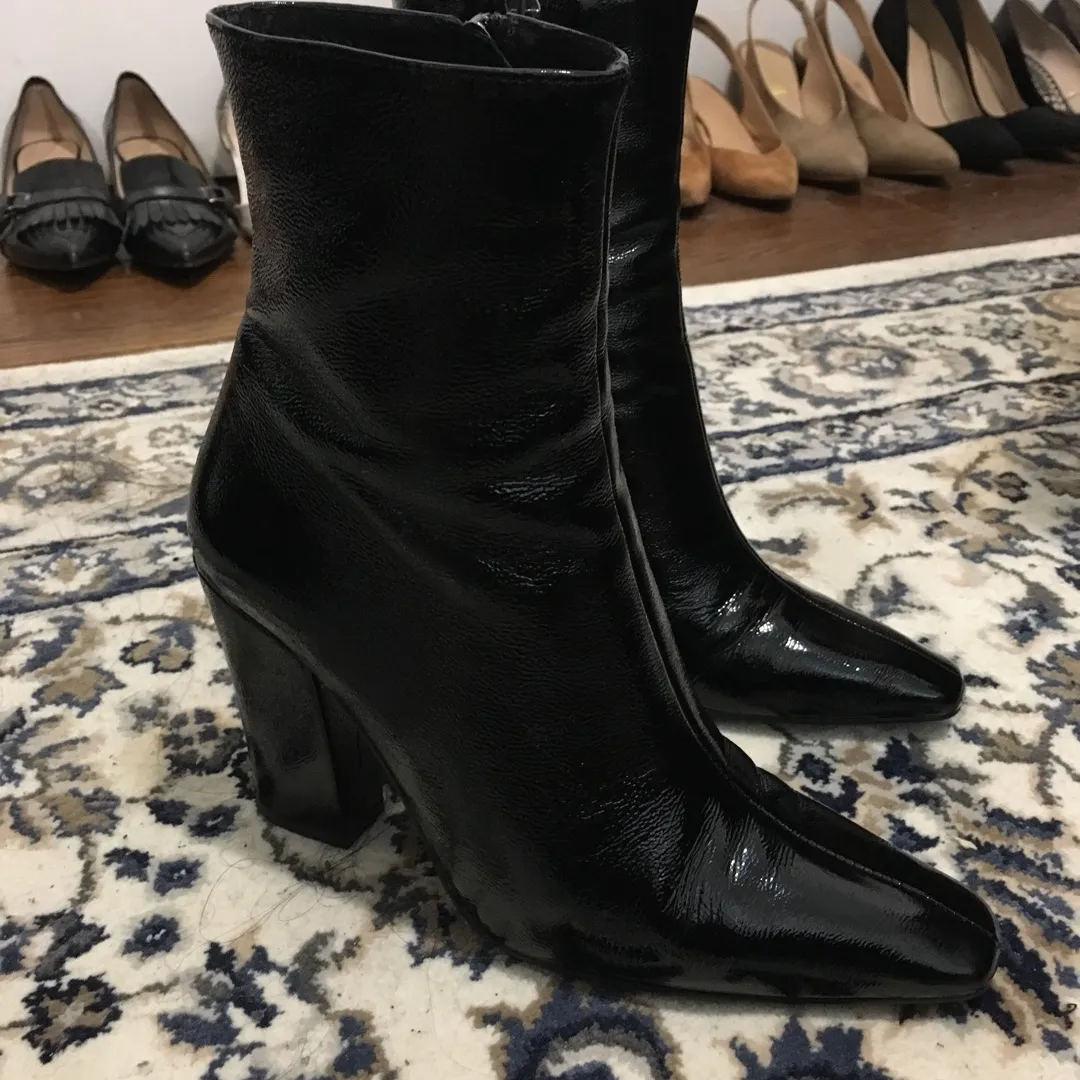 L’Intervalle Patent Leather Black Boots photo 3