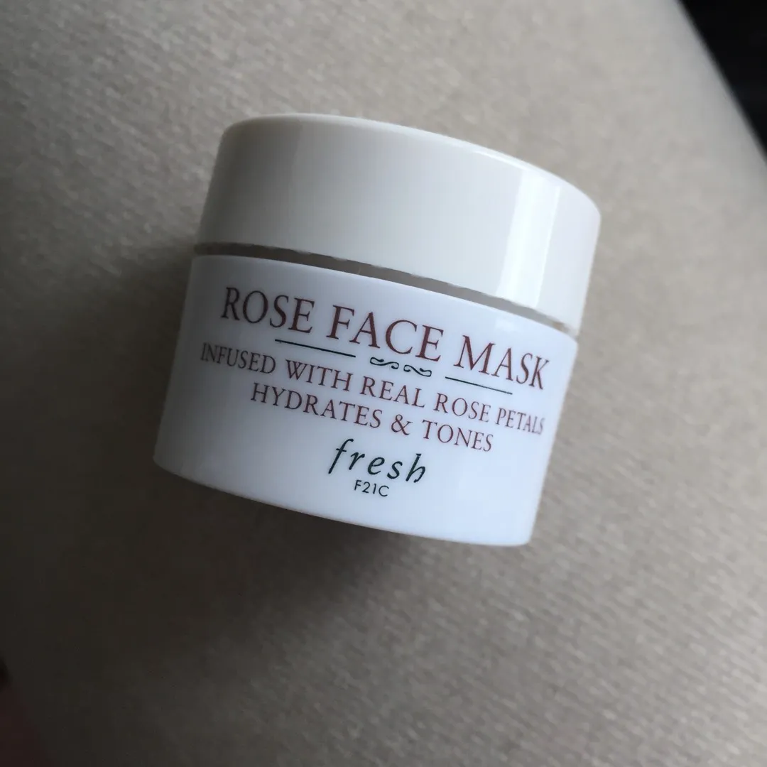 Fresh Rose Face Mask photo 1