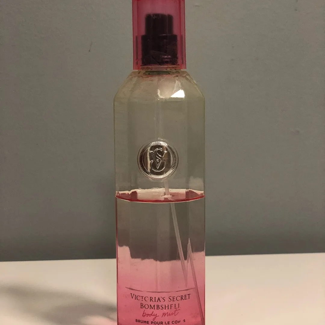 Perfume From Victoria’s Secret And Bath And Body Works photo 1