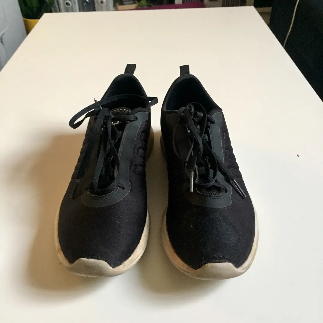 Adidas Black Shoes photo 4