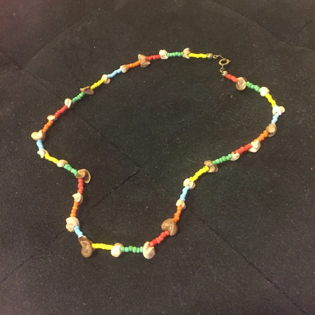 Rainbow Bead And Shell? Necklace photo 1