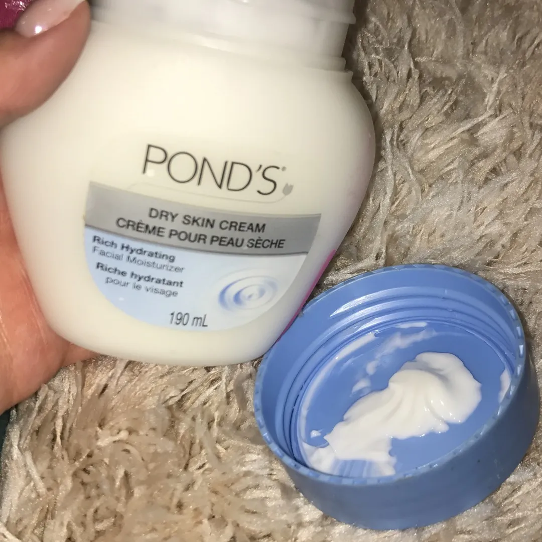 90% Full Ponds Dry Skin Cream Rich Moisturizer photo 1