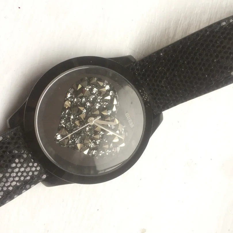 Black GUESS Sparkling Watch photo 1