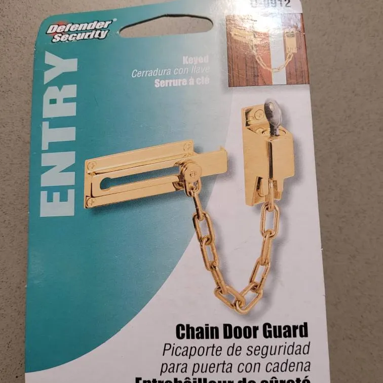 BN Chain Door Guard photo 1