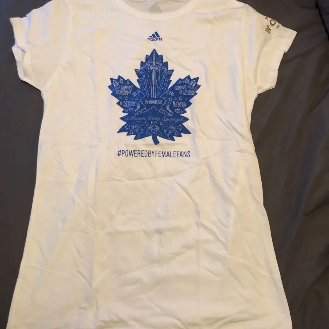 Womens XL Leafs Shirt. Adidas photo 1