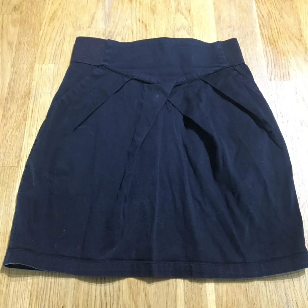 H&M Skirt photo 1