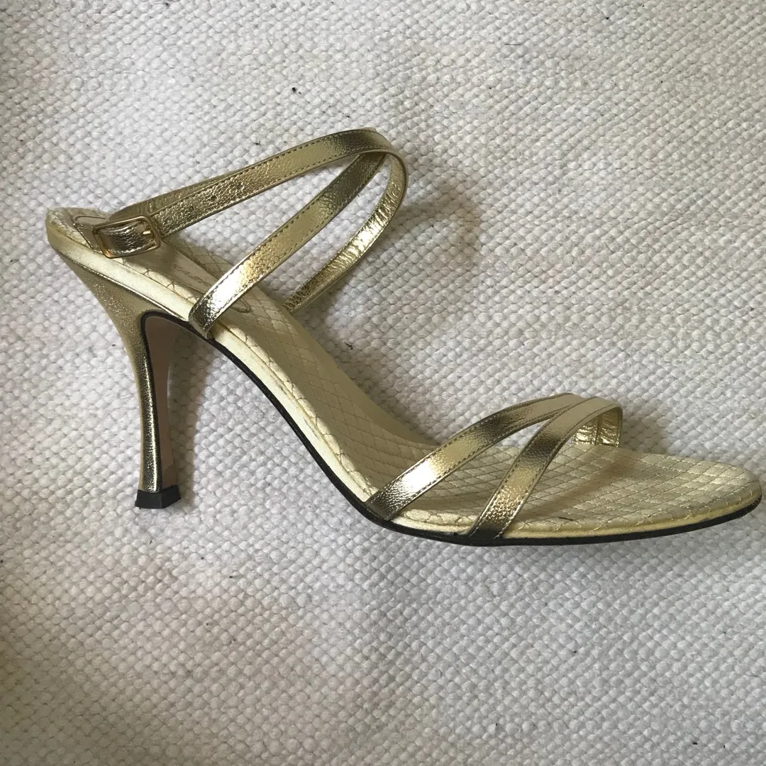 BCBG Gold Leather Strappy Sandals - Size 7.5 photo 1