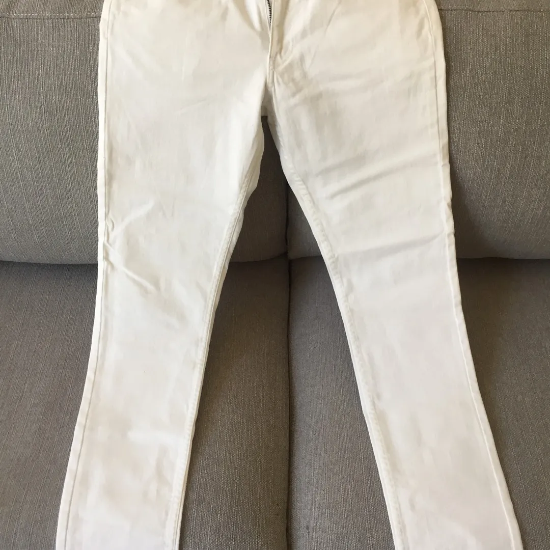 New H&M Men’s White Skinny jeans photo 1