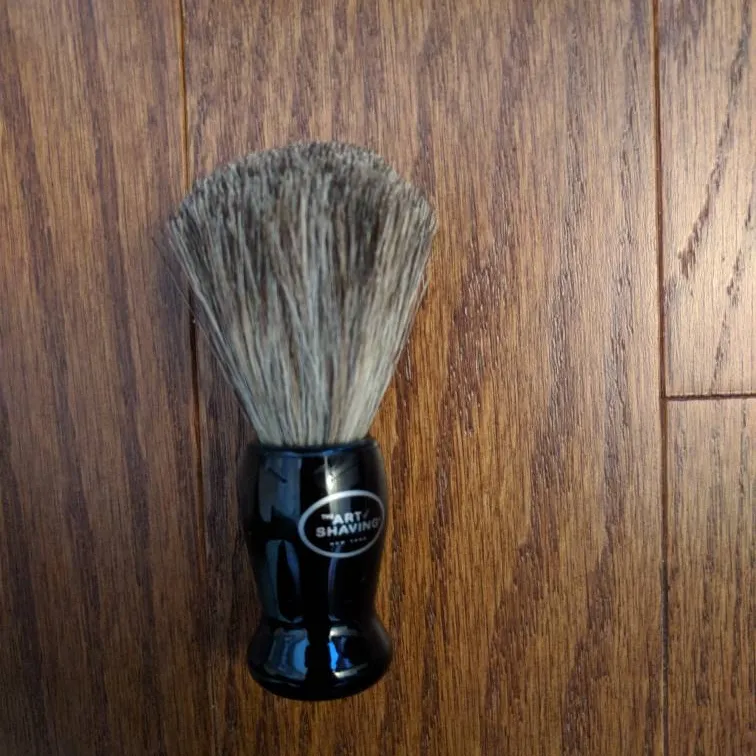 Art Of Living Shaving Brush photo 1