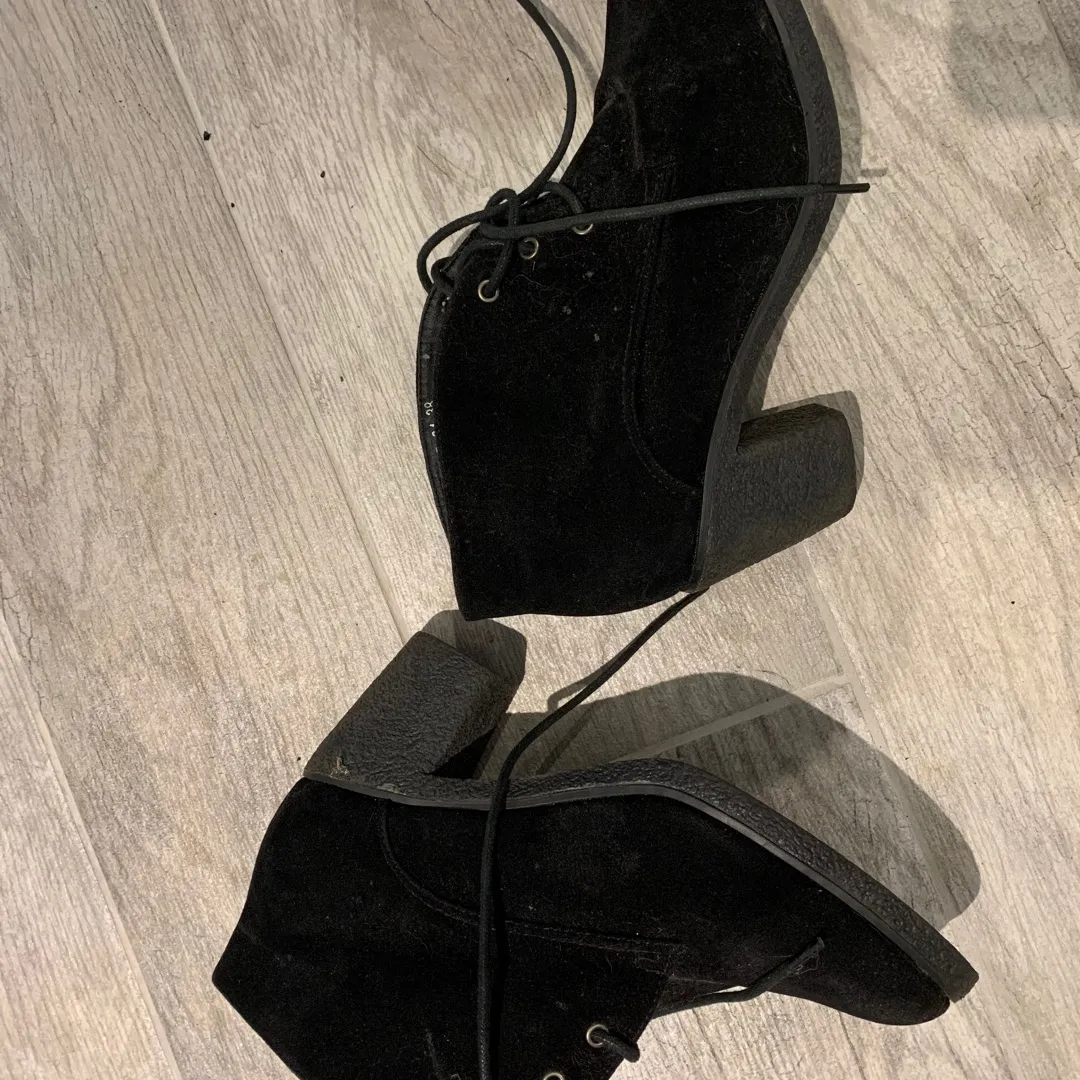 Size 8 Booties From Paris photo 1
