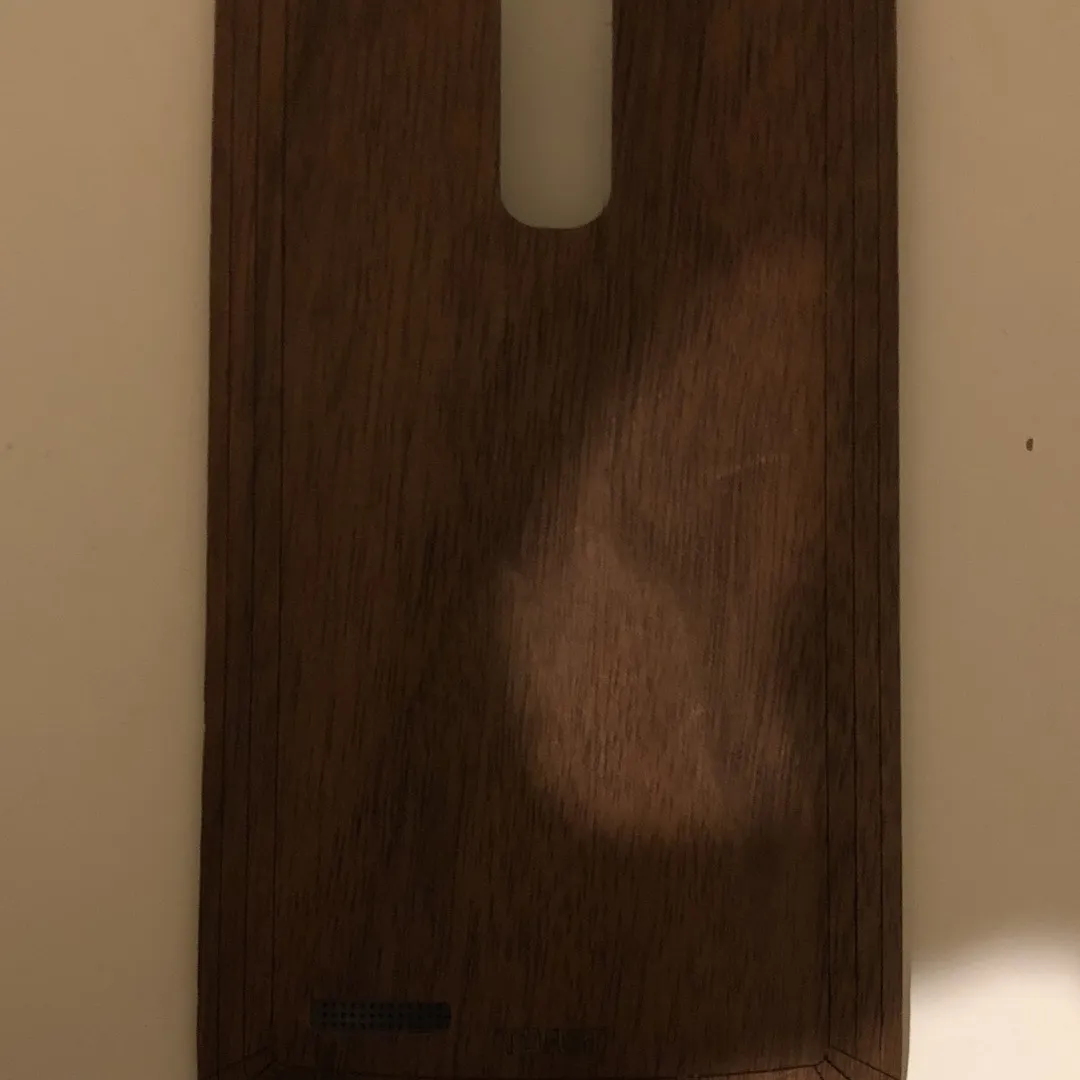 New & Unused LG G4 Wooden Back Cover photo 1