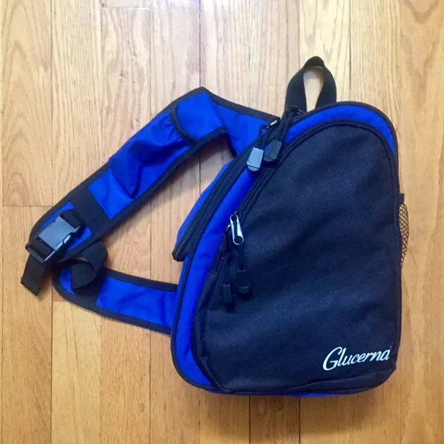 Over The Shoulder Backpack/Cross Body Bag - New photo 1