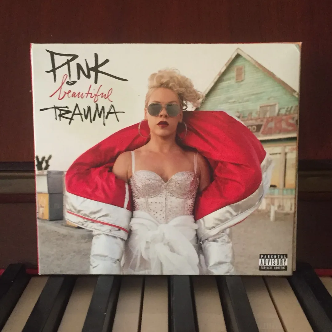 Beautiful Trauma - Pink CD photo 1
