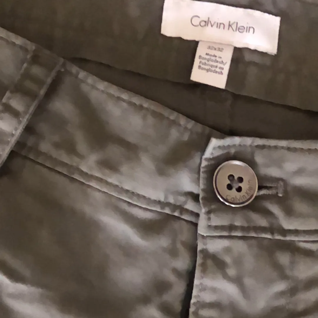 Calvin Klein Pants Size 32 Waist 32 Length Khakis photo 3