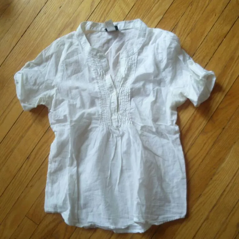 BNWT H And M White T-shirt Blouse photo 1