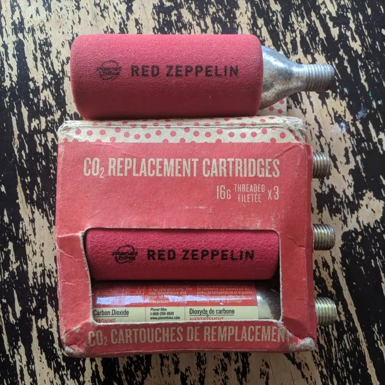 Red Zeppelin 16g C02 Cannisters x4 photo 1
